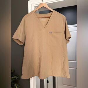 Figs Men's Short Sleeve V-Neck Shirt - Beige